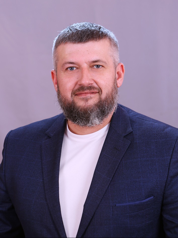 Белостенный Валерий Владимирович.